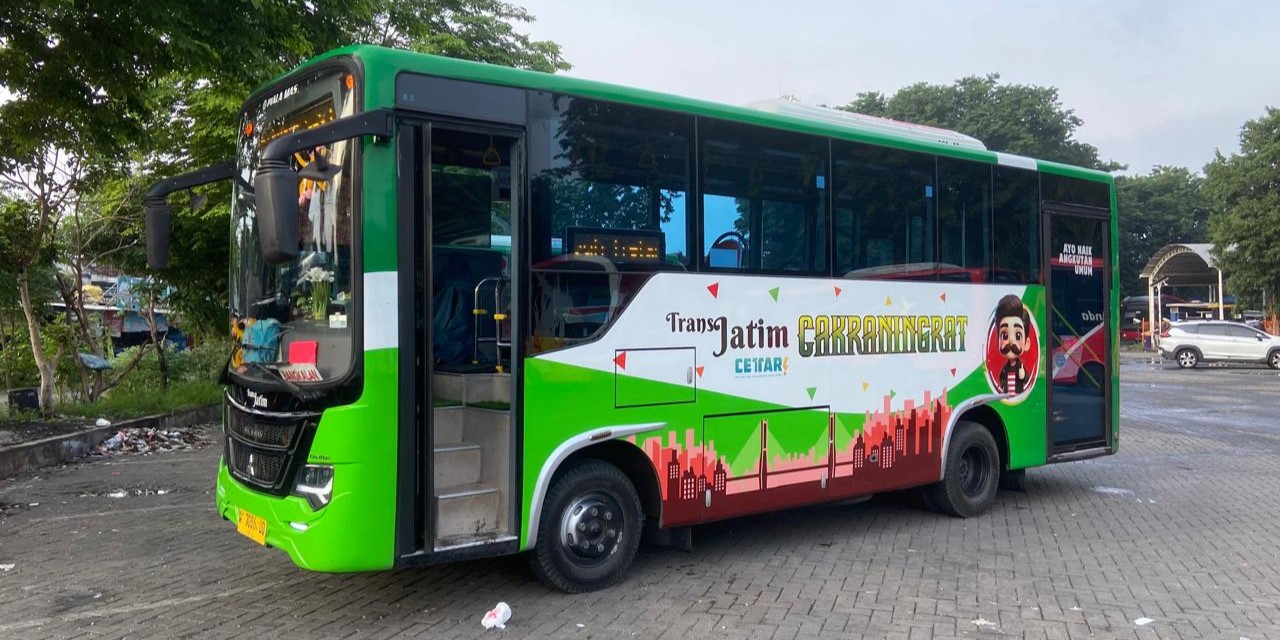 Installation of running text and OBU Trans Jatim